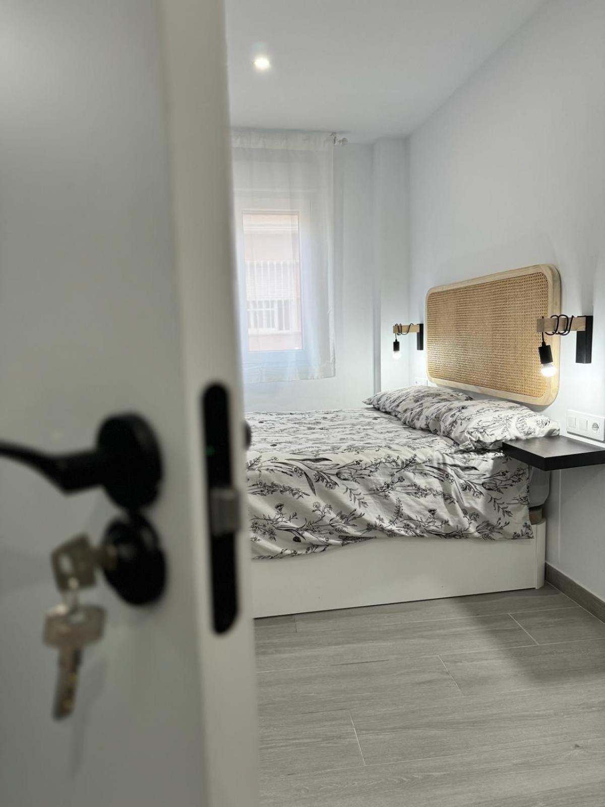 Apartamento Maui Beach En El Palo Málaga Buitenkant foto