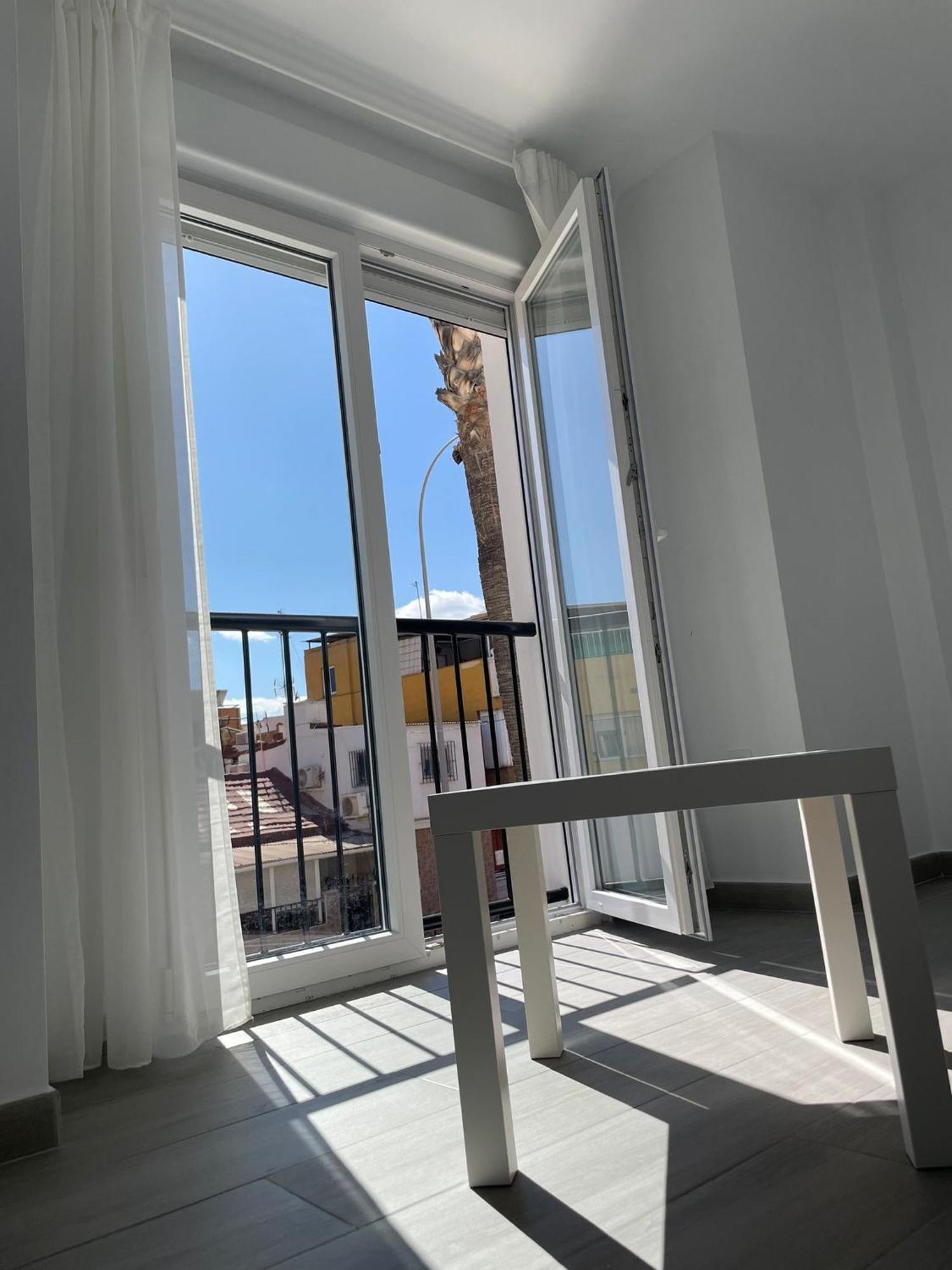 Apartamento Maui Beach En El Palo Málaga Buitenkant foto