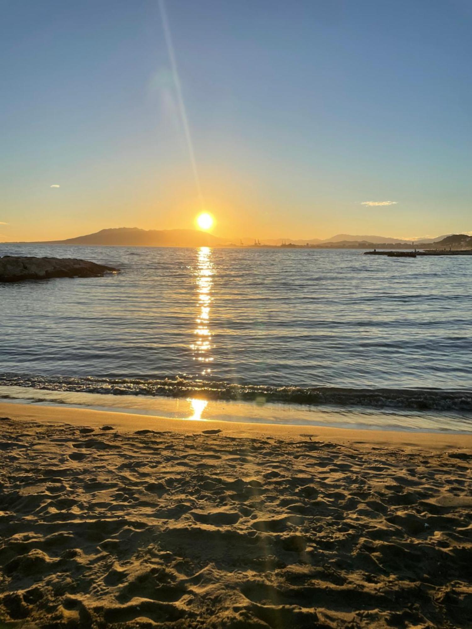 Apartamento Maui Beach En El Palo Málaga Buitenkant foto