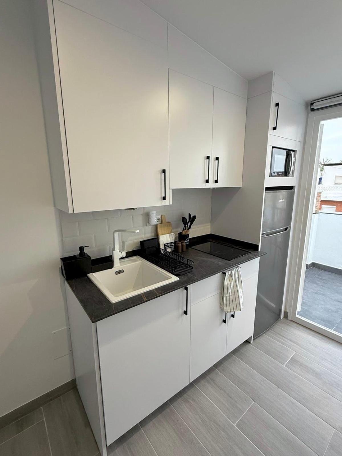 Apartamento Maui Beach En El Palo Málaga Buitenkant foto