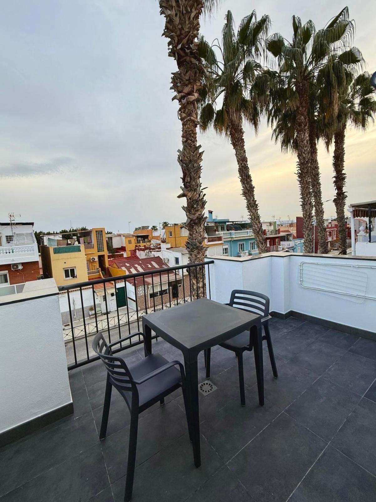 Apartamento Maui Beach En El Palo Málaga Buitenkant foto